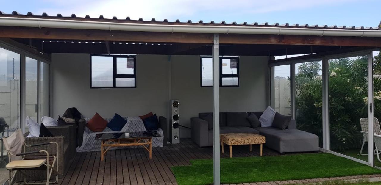Salama Lodge Milnerton Cape Town Exterior photo